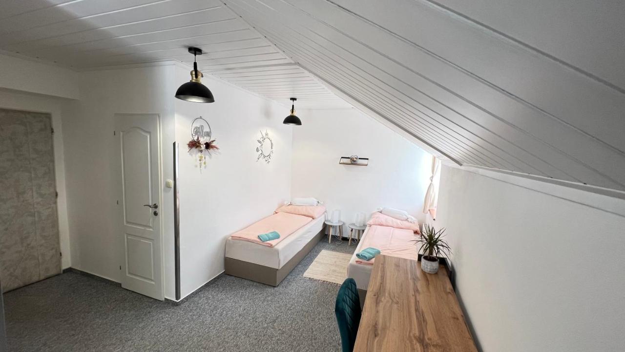Nice Loft - Presov Lubotice ภายนอก รูปภาพ